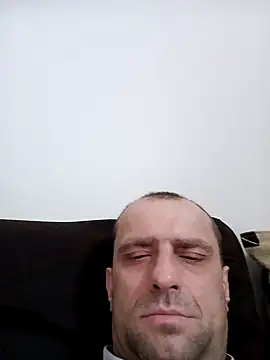 Snapshot of Roman0798 chatting on December 17, 1:05 pm Roman0798 online show from December 17, 1:05 pm