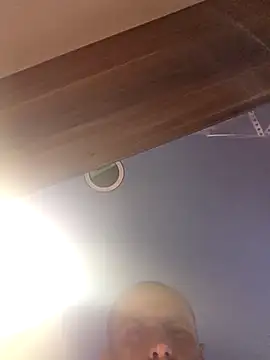 Snapshot of Roman0798 chatting on September 17, 5:42 am Roman0798 online show from September 17, 5:42 am