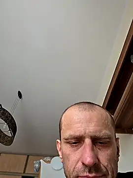 Snapshot of Roman0798 chatting on September 18, 2:19 pm Roman0798 online show from September 18, 2:19 pm