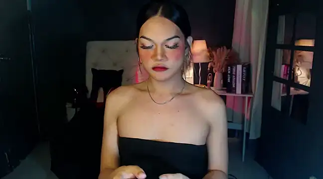 Snapshot of StellaSaucyCum chatting on December 12, 1:06 pm StellaSaucyCum online show from December 12, 1:06 pm