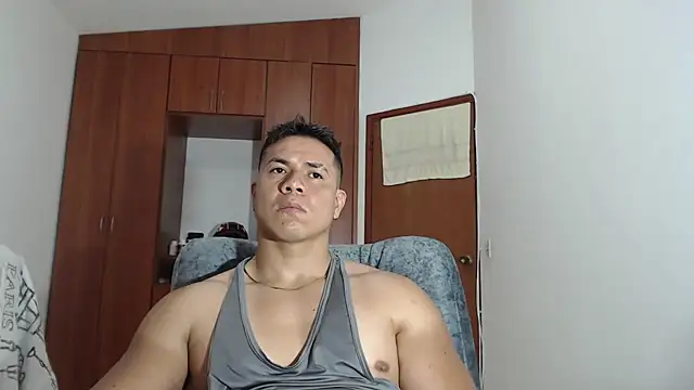 Snapshot of alessandromancini92 chatting on October 26, 9:31 pm alessandromancini92 online show from October 26, 9:31 pm