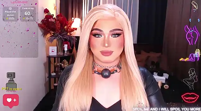 Snapshot of Bitch_Fowler69 chatting on January 21, 7:17 pm Bitch Fowler69 online show from January 21, 7:17 pm