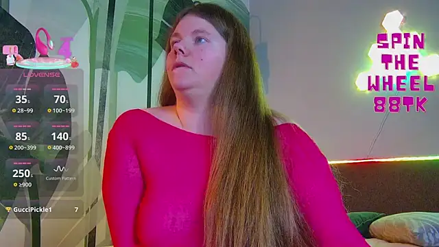 RubyValen online show from December 1, 4:39 am