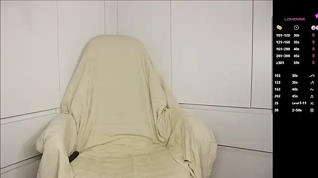 Snapshot of anna_from_heavenTV chatting on January 4, 5:48 am anna from heavenTV online show from January 4, 5:48 am