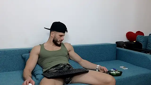 Snapshot of TheTopAlex chatting on January 27, 5:48 pm TheTopAlex online show from January 27, 5:48 pm