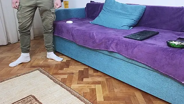 Snapshot of TheTopAlex chatting on March 9, 5:22 am TheTopAlex online show from March 9, 5:22 am