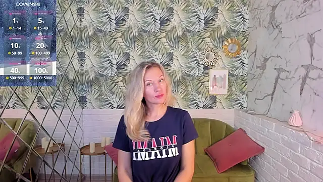 Snapshot of NancyGrace chatting on December 5, 12:11 pm NancyGrace online show from December 5, 12:11 pm