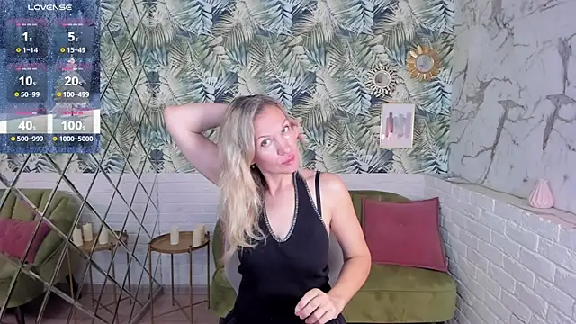 Snapshot of NancyGrace chatting on December 17, 4:32 pm NancyGrace online show from December 17, 4:32 pm