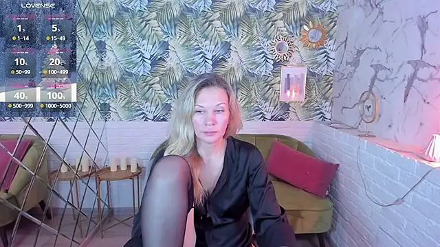 Snapshot of NancyGrace chatting on February 7, 7:17 pm NancyGrace online show from February 7, 7:17 pm