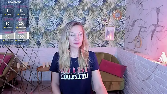 Snapshot of NancyGrace chatting on February 11, 8:48 am NancyGrace online show from February 11, 8:48 am