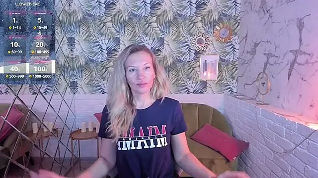 Snapshot of NancyGrace chatting on February 12, 8:16 am NancyGrace online show from February 12, 8:16 am