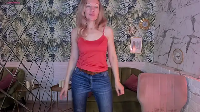 Snapshot of NancyGrace chatting on October 2, 5:14 am NancyGrace online show from October 2, 5:14 am