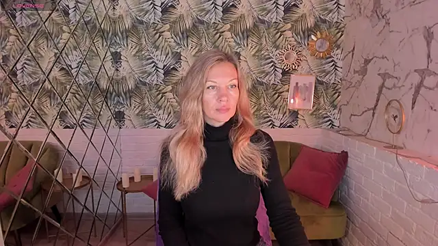 Snapshot of NancyGrace chatting on October 8, 5:05 am NancyGrace online show from October 8, 5:05 am