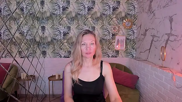 Snapshot of NancyGrace chatting on November 26, 12:17 pm NancyGrace online show from November 26, 12:17 pm