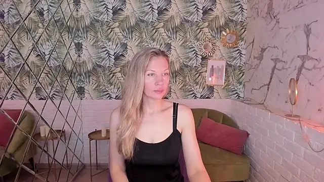 Snapshot of NancyGrace chatting on November 27, 5:31 am NancyGrace online show from November 27, 5:31 am