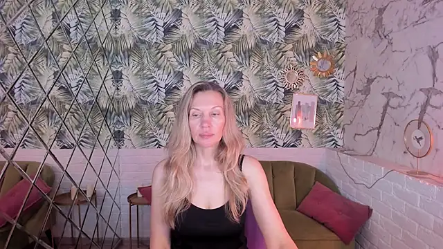 Snapshot of NancyGrace chatting on December 5, 5:42 pm NancyGrace online show from December 5, 5:42 pm