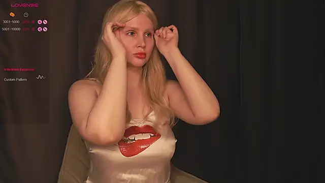 Snapshot of nutcrew chatting on March 25, 9:21 pm nutcrew online show from March 25, 9:21 pm