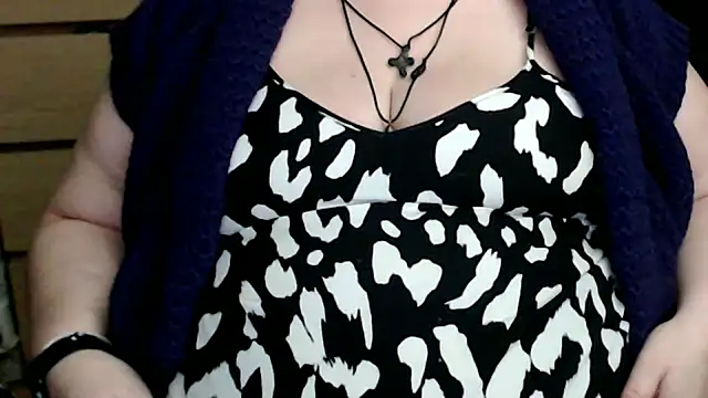 mayasmith online show from November 22, 8:41 pm