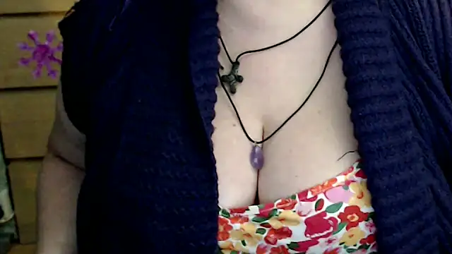 mayasmith online show from December 1, 3:28 pm