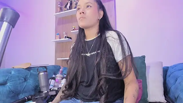 Snapshot of -camila-cooper-_ chatting on November 17, 8:03 pm -camila-cooper- online show from November 17, 8:03 pm