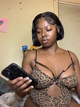 TinyBlazian901 online show from September 16, 3:29 am