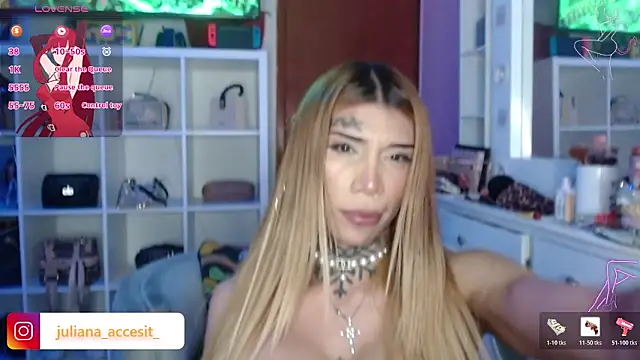 caroline cossei online show from January 13, 7:24 am