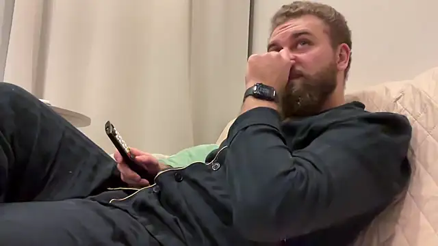 Bear bear  online show from February 26, 7:13 pm