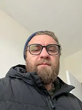 Bear bear  online show from April 25, 11:13 am