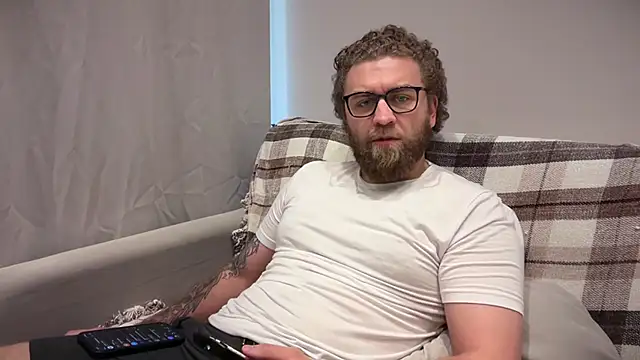 Snapshot of Bear_bear_ chatting on July 30, 9:19 am Bear bear online show from July 30, 9:19 am
