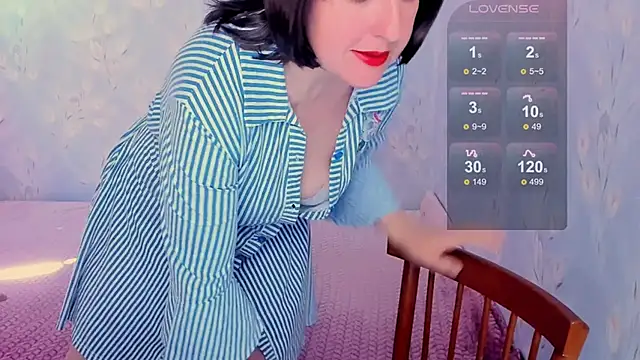 Snapshot of Rainbow_lady chatting on May 29, 5:27 am Rainbow lady online show from May 29, 5:27 am