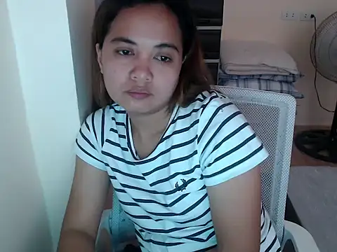 xTheLastVIRGINx online show from February 20, 7:43 am