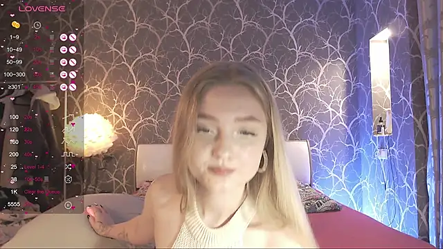 Snapshot of MiaMiaMeow chatting on November 21, 4:05 pm MiaMiaMeow online show from November 21, 4:05 pm