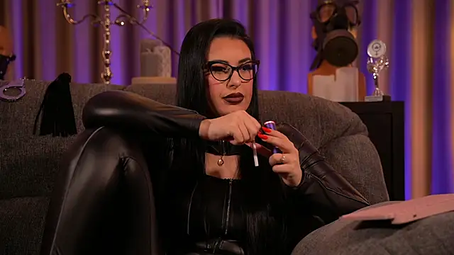 kelly kent online show from February 21, 1:33 am