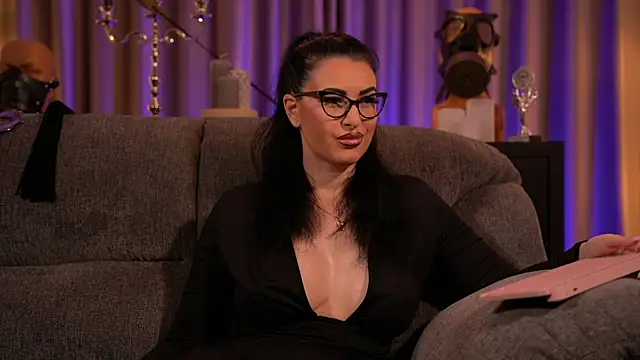 kelly kent online show from March 13, 3:00 am