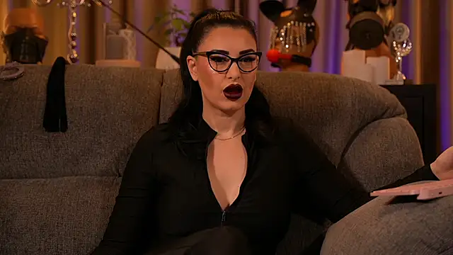 kelly kent online show from October 25, 11:10 pm