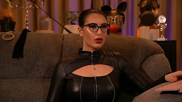 kelly kent online show from November 4, 12:10 am