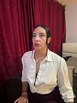 Freyja soh online show from April 29, 9:43 pm
