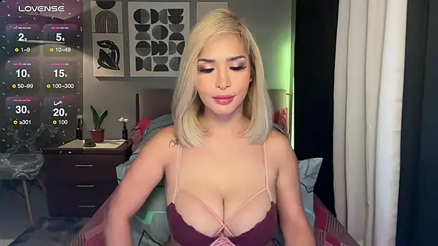 Snapshot of NastyH0tBABEx chatting on February 21, 6:40 am NastyH0tBABEx online show from February 21, 6:40 am