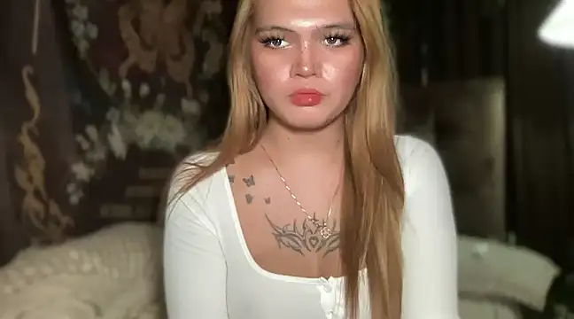 Snapshot of Claire_Brooke chatting on February 3, 7:31 pm Claire Brooke online show from February 3, 7:31 pm