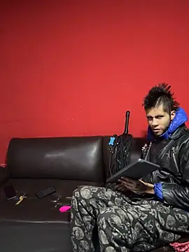 Snapshot of Master_rudeboy chatting on September 28, 12:21 pm Master rudeboy online show from September 28, 12:21 pm