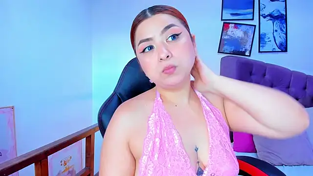 Gretta Queen online show from November 7, 7:03 pm