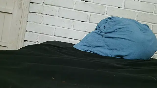 valeriaswang Lucas online show from October 17, 11:18 pm