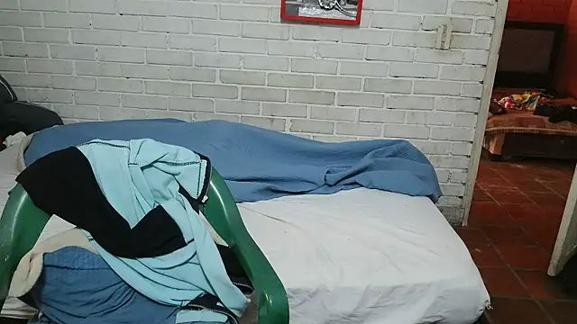 valeriaswang Lucas online show from January 9, 1:25 pm