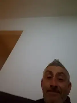 cuci45 online show from December 1, 5:51 pm