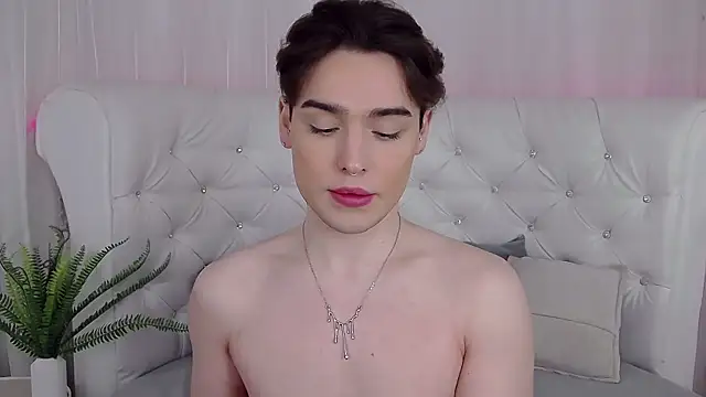 RobbyCharming online show from March 20, 4:28 am