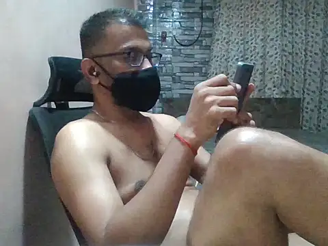 sexx4 online show from May 7, 9:42 pm