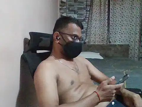 sexx4 online show from May 12, 9:23 pm