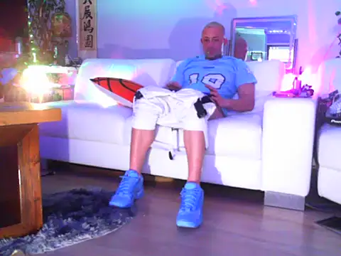 OSIRlS online show from September 19, 6:19 pm