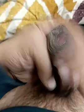 wrong man25 online show from December 12, 7:59 pm