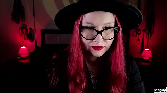 Snapshot of Amanita__Pantherina chatting on February 20, 9:44 am Amanita Pantherina online show from February 20, 9:44 am